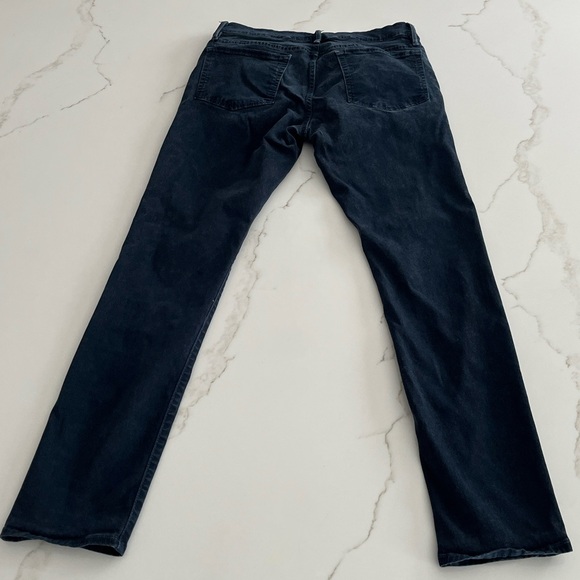Frame l'homme slim brushed twill jeans in Navy - Picture 8 of 11